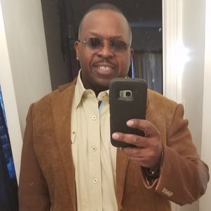 Meet your Posher, Phillip